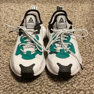 Reebok sole fury white and green